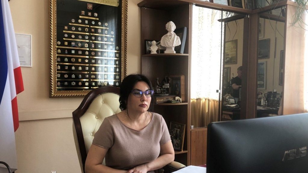 Арина Новосельская: Наш главный государственный праздник – День России будет ознаменован телевизионным торжественным концертом и красочным фейерверком