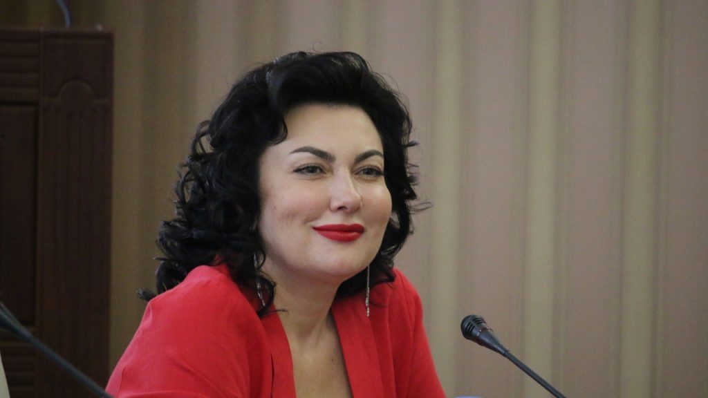 Поздравление Арины Новосельской с Днём российского кино