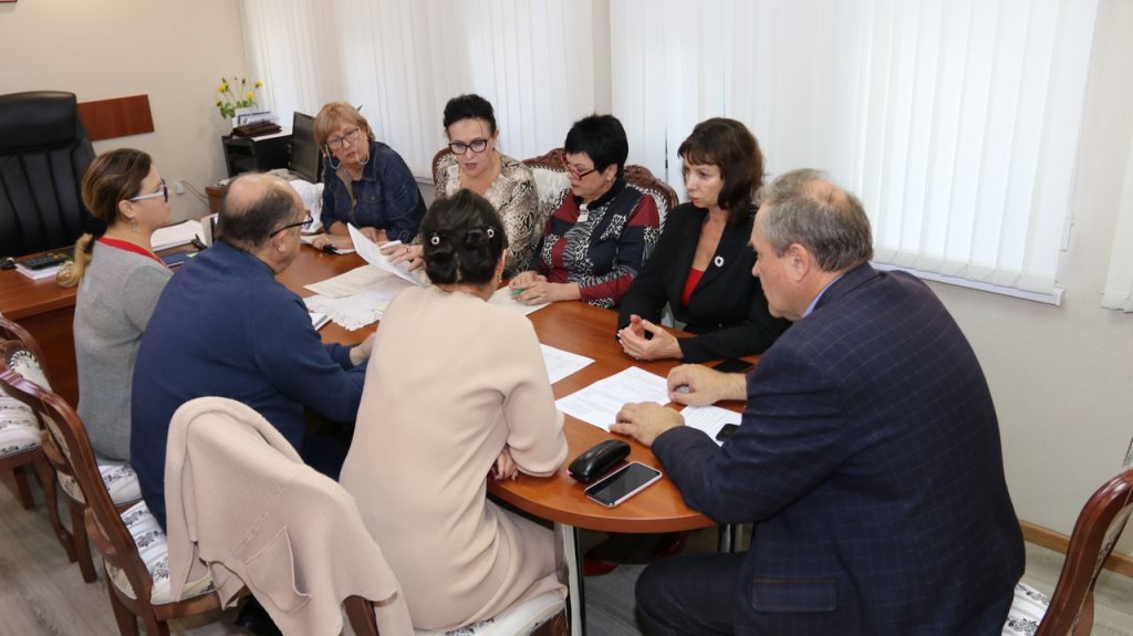 Татьяна Манежина провела рабочую встречу с администрацией Государственного академического музыкального театра Крыма