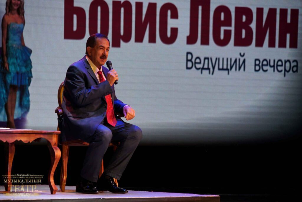 Радиоэфир на сцене? Нет ничего удивительного!